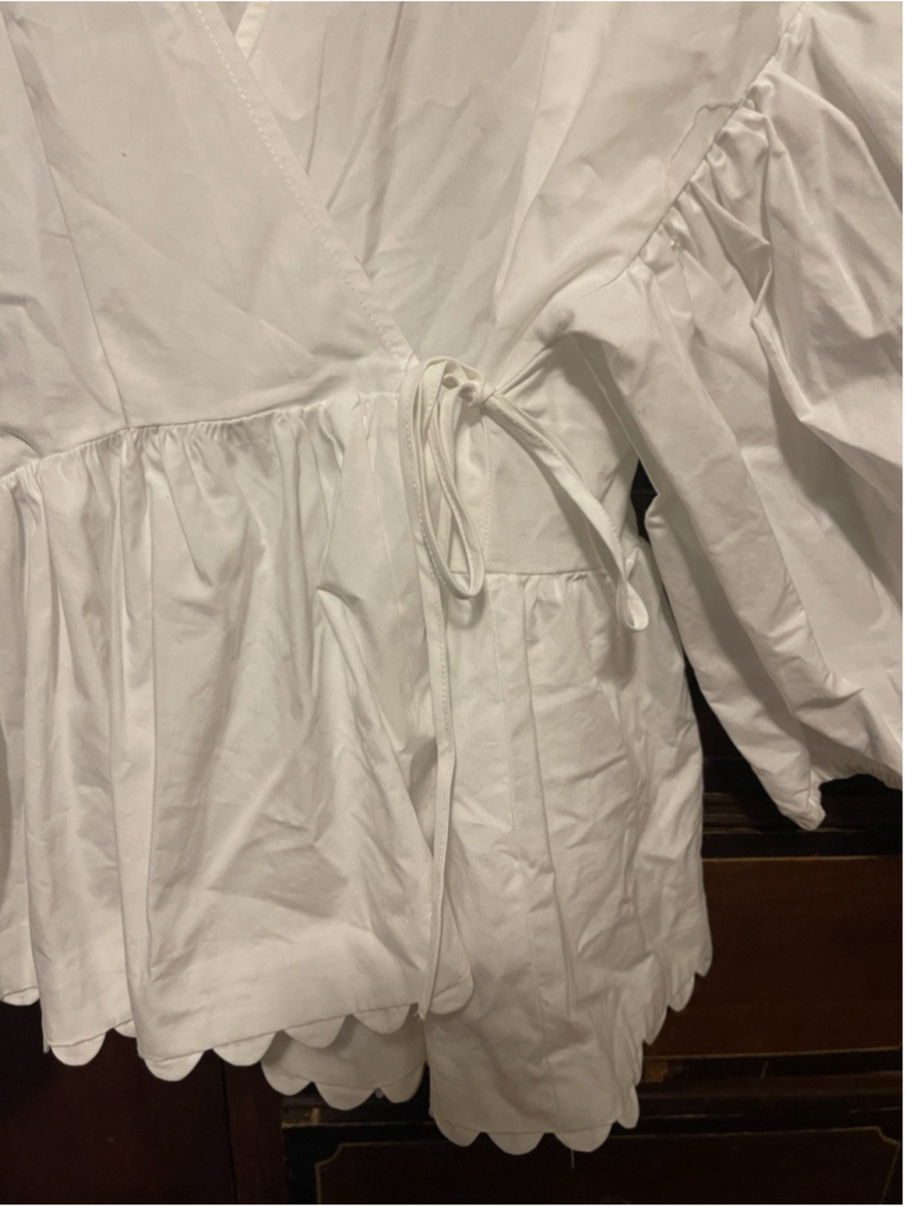 Kika Vargas xTarget White V-Neck Balloon Sleeve Scallop Ruffle Tie Cotton Top L - Picture 8 of 14
